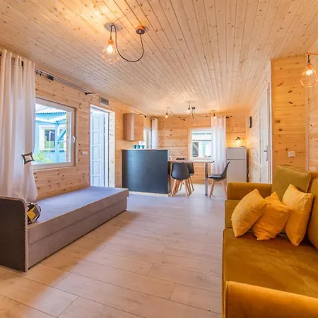 Proxial - Letniskowe * Мендзыводзе