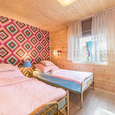 Proxial - Letniskowe Lodge Międzywodzie