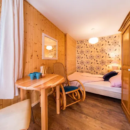 Lodge Proxial - Letniskowe *