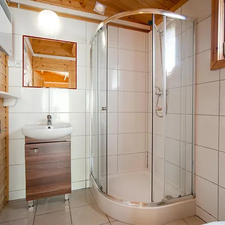 Proxial - Letniskowe Деревянный коттедж Мендзыводзе