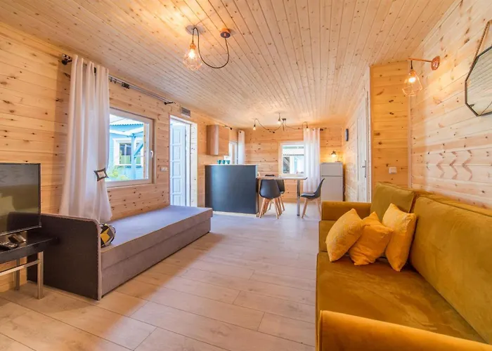 Proxial - Letniskowe * Międzywodzie